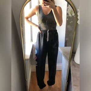 Sweatpants size large